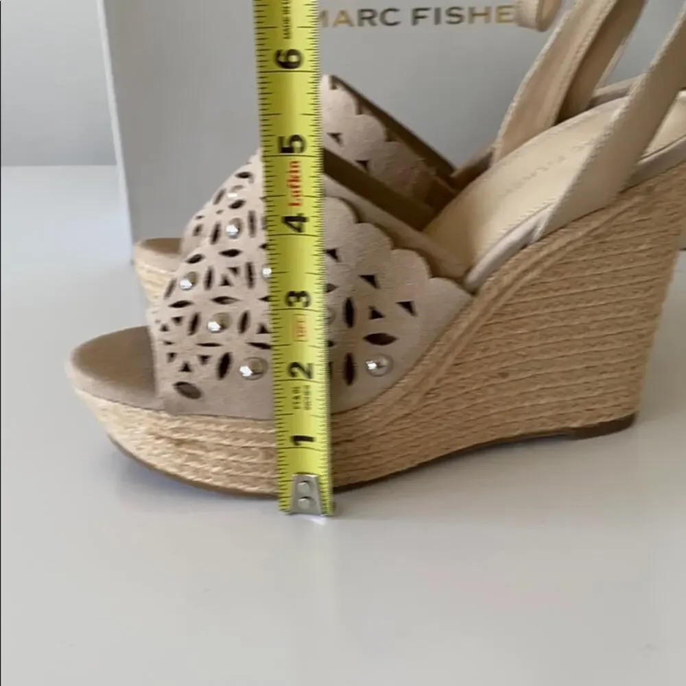 Marc Fisher Hata Beige Suede Studded Espadrille Wedge Sandals Size 9 / 9.5 NIB
